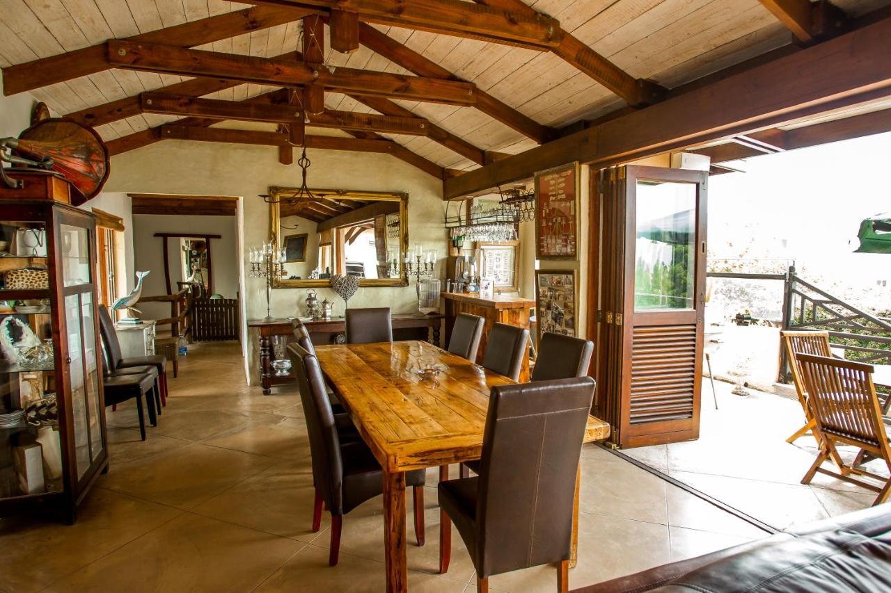 A Whale Of A View Bed & Breakfast Plettenberg Bay Bagian luar foto